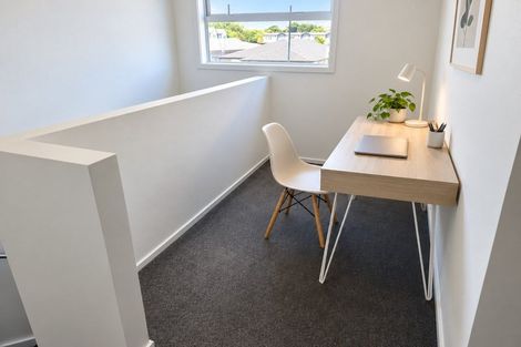 Photo of property in 8 Torea Place, Kenepuru, Porirua, 5022