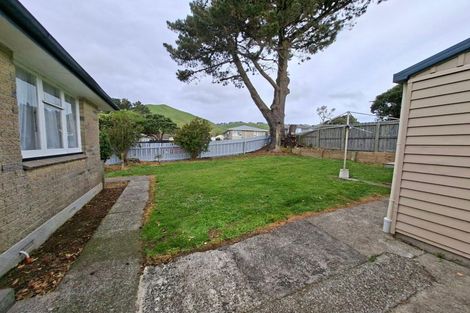 Photo of property in 2 Kaituna Street, Waitangirua, Porirua, 5024