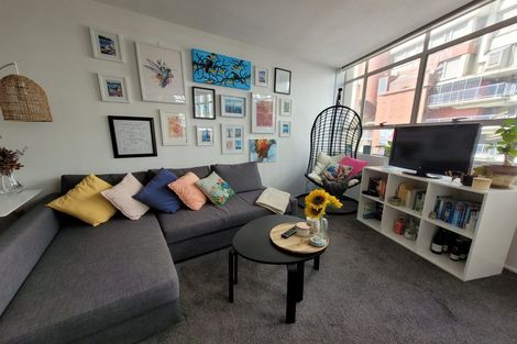 Photo of property in Hume House, 152 The Terrace, Wellington Central, Wellington, 6011
