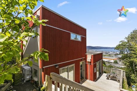 Photo of property in 11a Chestnut Grove, Maungaraki, Lower Hutt, 5010