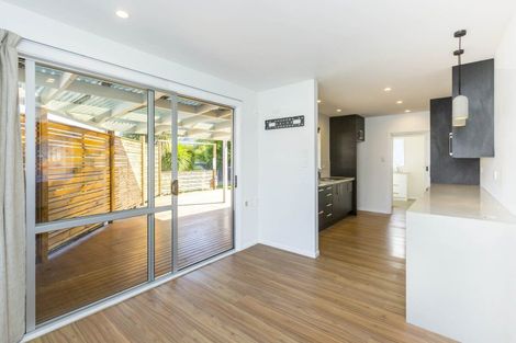 Photo of property in 16 Seattle Grove, Totara Park, Upper Hutt, 5018