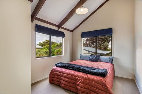 Photo of property in 17 Holland Grove, Richmond Heights, Taupo, 3330