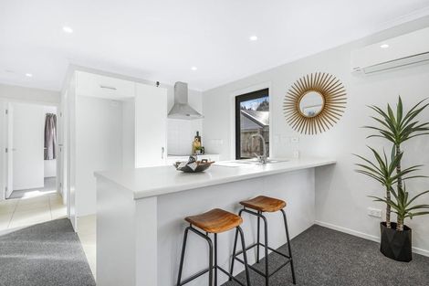 Photo of property in 2/23 Montgomery Crescent, Bader, Hamilton, 3206