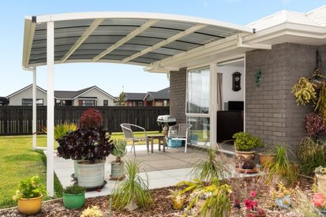 Photo of property in 79 Dunkeld Drive, Papamoa, 3118