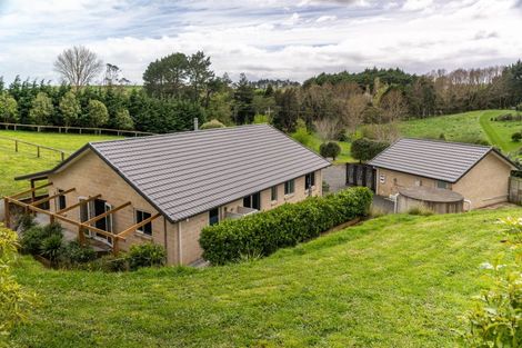 Photo of property in 28 Wrights Road, Raglan, 3295