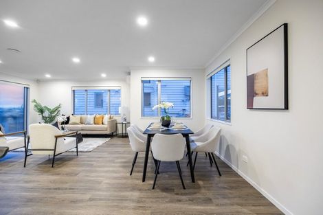 Photo of property in 49c Marriott Road, Pakuranga, Auckland, 2010