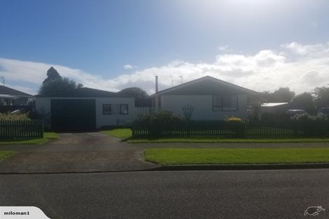 Photo of property in 46 Glamis Avenue, Bell Block, New Plymouth, 4312