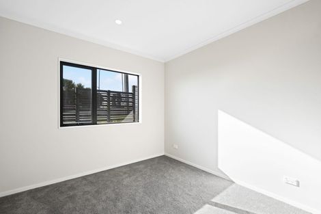 Photo of property in 1/1 Mitcham Avenue, Forest Lake, Hamilton, 3200