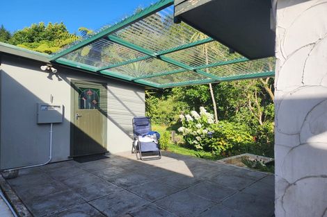 Photo of property in 30 Crest Road, Akatarawa, Upper Hutt, 5372
