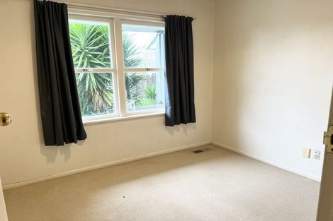 Photo of property in 116 Tiraumea Drive, Pakuranga, Auckland, 2010