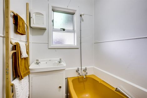 Photo of property in 155 School Road, Clive, 4102