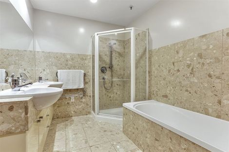 Photo of property in Mon Desir Apartments, 1d/173 Hurstmere Road, Takapuna, Auckland, 0622