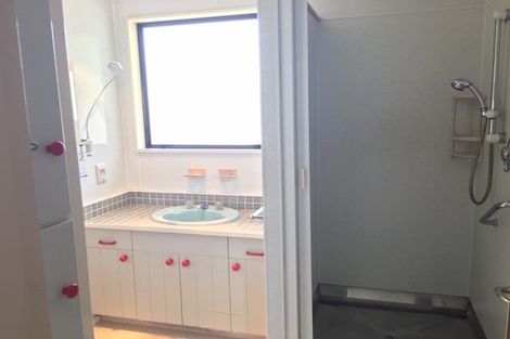 Photo of property in 2 Hewson Crescent, Otaki Beach, Otaki, 5512