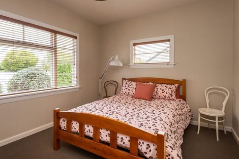 Photo of property in 35 Paparoa Street, Papanui, Christchurch, 8053