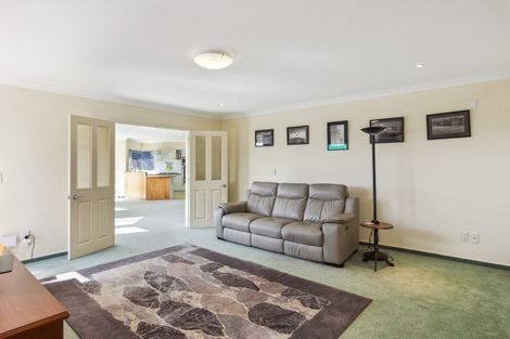 Photo of property in 111 Milne Drive, Paraparaumu, 5032