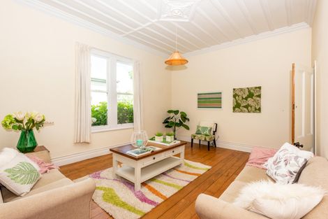 Photo of property in 118 Fox Street, Whataupoko, Gisborne, 4010