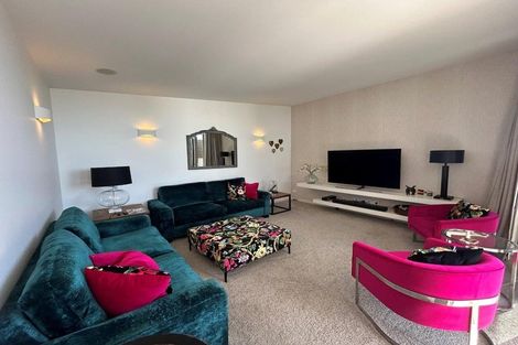 Photo of property in 24a Sunbrae Grove, Mount Maunganui, 3116