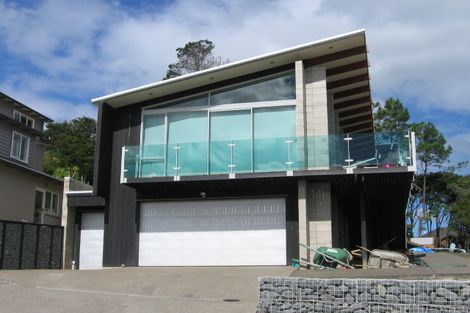 Photo of property in 16 Frenz Drive, Titirangi, Auckland, 0604