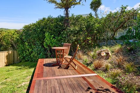 Photo of property in 16 Titiro Moana Road, Korokoro, Lower Hutt, 5012