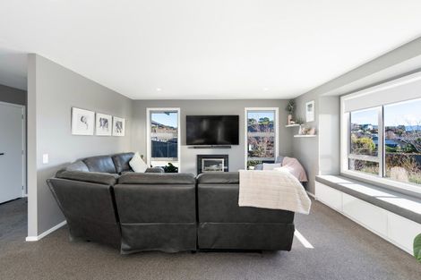 Photo of property in 27 Heathfield Drive, Mosgiel, 9024