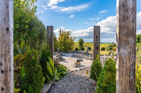 Photo of property in 77 Wairimu Way, Waipu, 0582