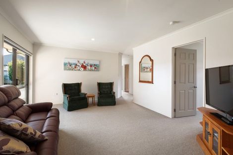 Photo of property in 33 Longmynd Drive, Katikati, 3129