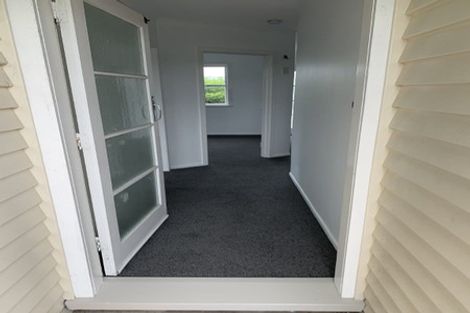 Photo of property in 308 Wairau Road, Glenfield, Auckland, 0629