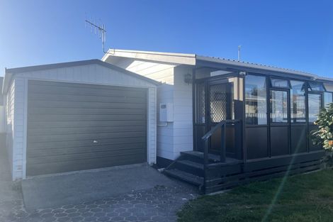 Photo of property in 2/32 Spriggs Crescent, Greenmeadows, Napier, 4112