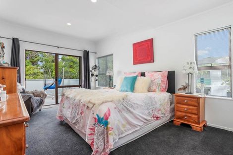 Photo of property in 43 Vintage Drive, Henderson, Auckland, 0612