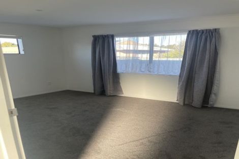 Photo of property in 2/32 Spriggs Crescent, Greenmeadows, Napier, 4112