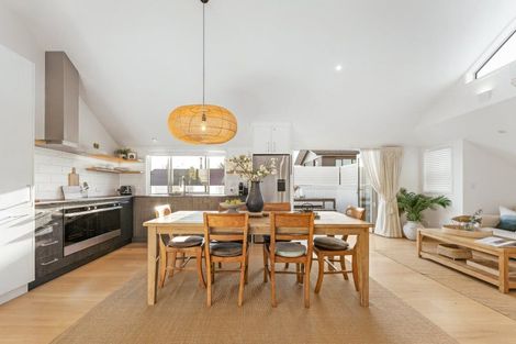 Photo of property in 75d Oceanbeach Road, Mount Maunganui, 3116