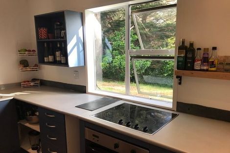 Photo of property in 642 Matapouri Road, Matapouri, Whangarei, 0173