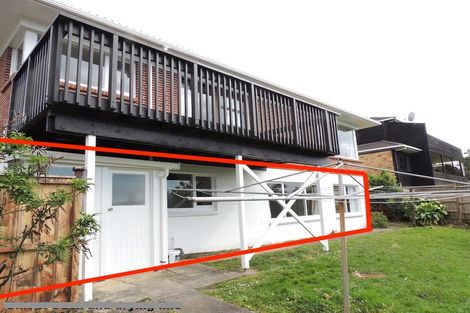 Photo of property in 9 Seaview Road, Castor Bay, Auckland, 0620