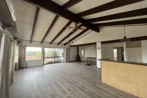 Photo of property in 61 Lyons Avenue, Murrays Bay, Auckland, 0630