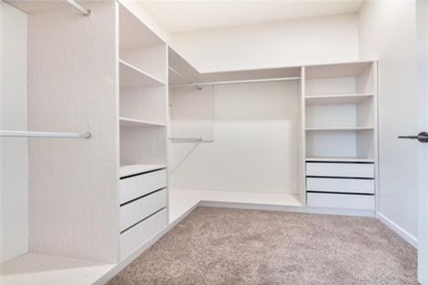 Photo of property in 16 Taiororua Avenue, Massey, Auckland, 0614