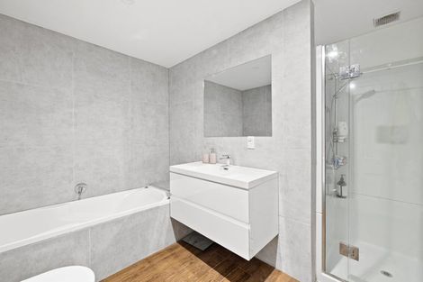 Photo of property in 309 Eastern Terrace, Sydenham, Christchurch, 8023