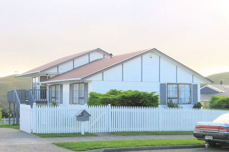 Photo of property in 37 Outram Grove, Kelson, Lower Hutt, 5010