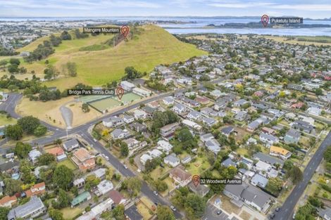 Photo of property in 32 Woodward Avenue, Mangere Bridge, Auckland, 2022