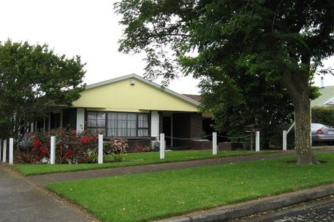 Photo of property in 23 Seaforth Avenue, Mangere Bridge, Auckland, 2022