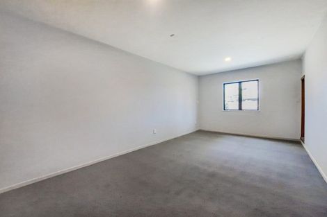 Photo of property in 3 Quirk Place, Sockburn, Christchurch, 8042