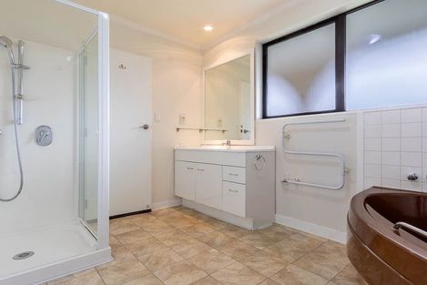 Photo of property in 5 Mandeville Crescent, Grenada Village, Wellington, 6037