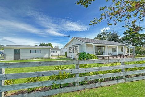 Photo of property in 10 Antonia Place, Kinloch, Taupo, 3377