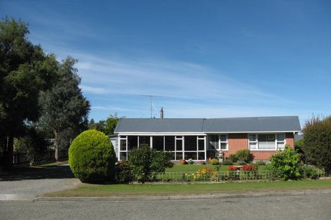 Photo of property in 3 Shaw Street, Geraldine, 7930