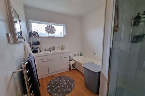 Photo of property in 5 Imogene Way, Half Moon Bay, Auckland, 2012