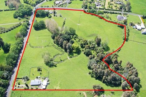 Photo of property in 215 Ponga Road, Opaheke, Papakura, 2584