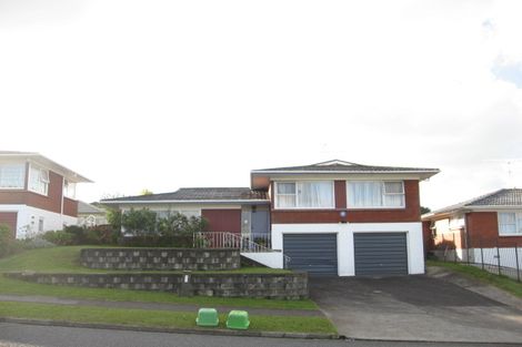 Photo of property in 88 Reeves Road, Pakuranga Heights, Auckland, 2010