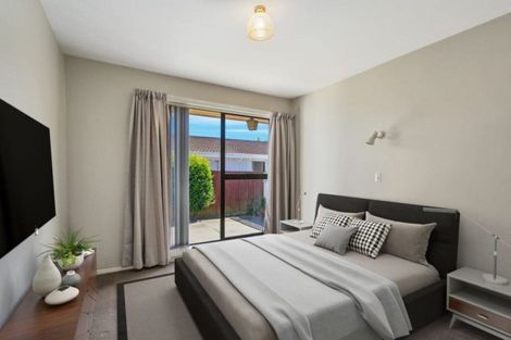 Photo of property in 1/220 Waimairi Road, Ilam, Christchurch, 8041