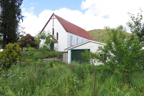 Photo of property in 35 Walsh Street, Reefton, 7830