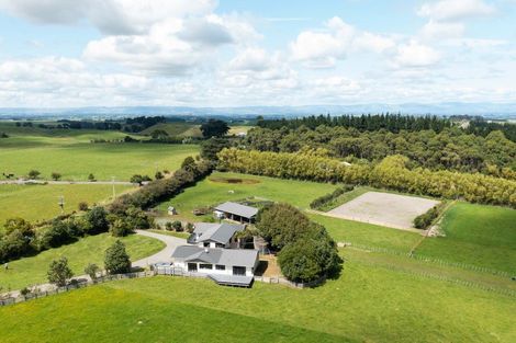 Photo of property in 121 Mount Stewart Halcombe Road, Sanson, Palmerston North, 4479
