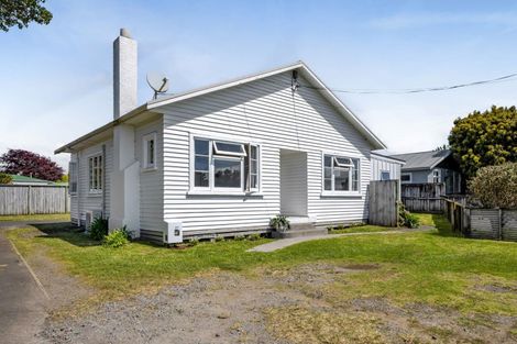 Photo of property in 63 Brois Street, Frankleigh Park, New Plymouth, 4310